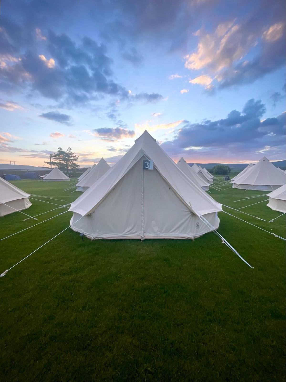 Nine Yards Bell Tents At The Tt - Castletown Εξωτερικό φωτογραφία
